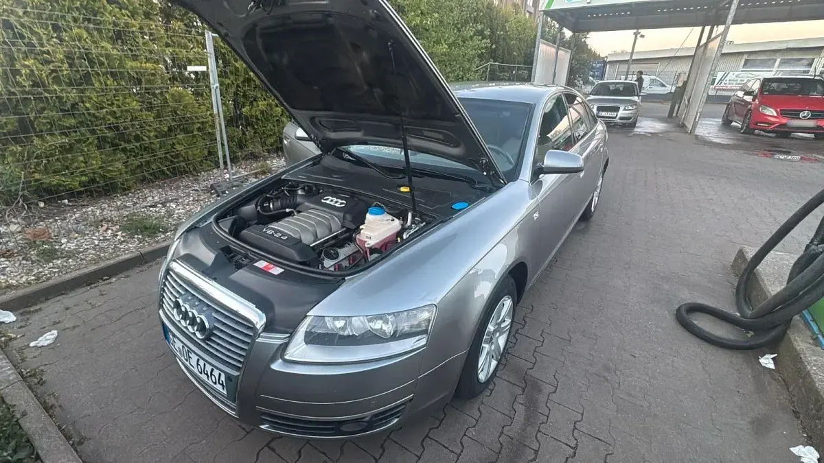 Gebraucht Audi A6 Ambiente 177 PS (130 kW) 2004 Grau Limousine