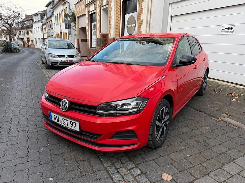 Flashrot Gebraucht 2018 VW Polo Beats Kleinwagen | 8.999 € (Guter Preis) - Bild 1/4