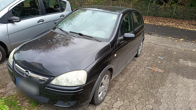 Schwarz Gebraucht 2005 Opel Corsa Kleinwagen | 650 € (Superpreis) - Bild 1/4