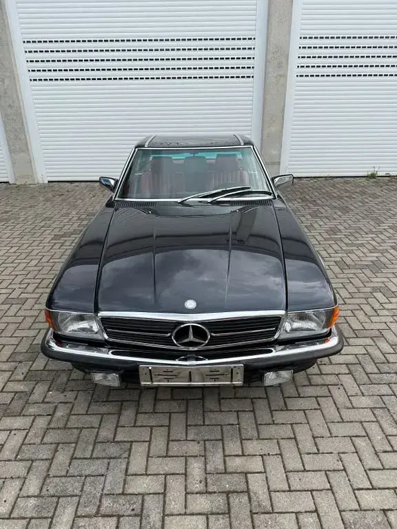 Gebraucht Mercedes SL380 155 PS (114 kW) 1982 Blau Cabrio