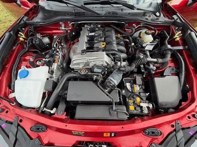 Gebraucht Mazda MX5 Exclusive-Line 184 PS (135 kW) 2019 Rot Cabrio