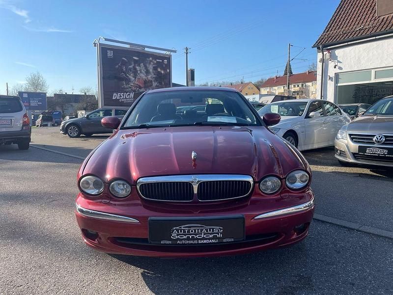 Gebraucht Jaguar X-type Executive 230 PS (169 kW) 2005 Rot Limousine
