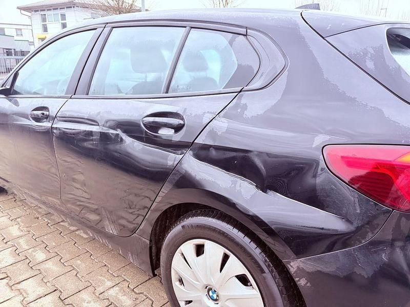 Gebraucht BMW 116 109 PS (80 kW) 2021 Schwarz Kleinwagen