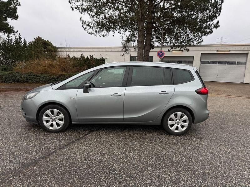 Silber Gebraucht 2014 Opel Zafira Tourer Style Van / Kleinbus | 4.490 € (Superpreis) - Bild 1/4