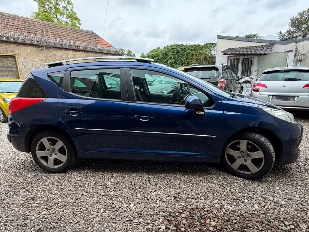 Gebraucht Peugeot 207 Premium 120 PS (88 kW) 2009 Bleu montebello Kombi