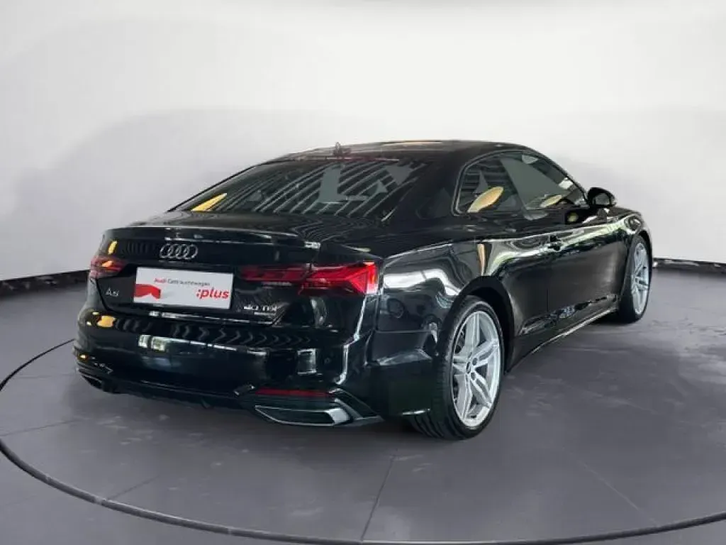 Gebraucht Audi A5 Ambiente 204 PS (150 kW) 2021 Mythosschwarz metallic Coupé