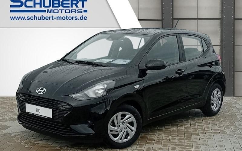 Schwarz Neu 2025 Hyundai i10 Select Kleinwagen | 16.390 € (Fairer Preis) - Bild 1/4