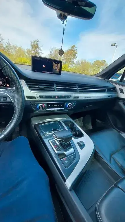 Używany Audi Q7 S-Line 272 KM (200 kW) 2016 Biały SUV