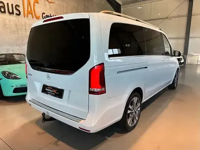 Gebraucht Mercedes V250 Avantgarde 190 PS (139 kW) 2019 Weiß Van / Kleinbus