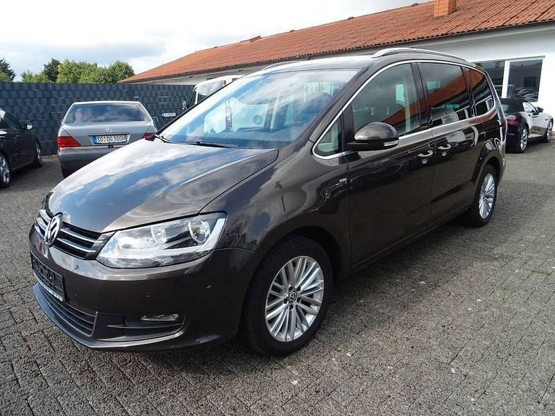 Schwarz Gebraucht 2015 VW Sharan Cup Van / Kleinbus | 15.990 € (Guter Preis) - Bild 1/4