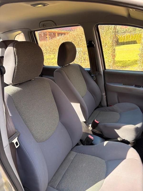 Second-hand Hyundai Matrix 100 CP (73 kW) 2009 Argintiu Monovolum