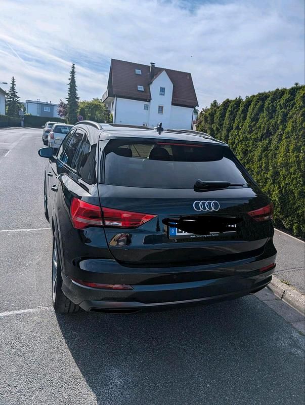Gebraucht Audi Q3 Advanced Plus 150 PS (110 kW) 2023 Schwarz SUV