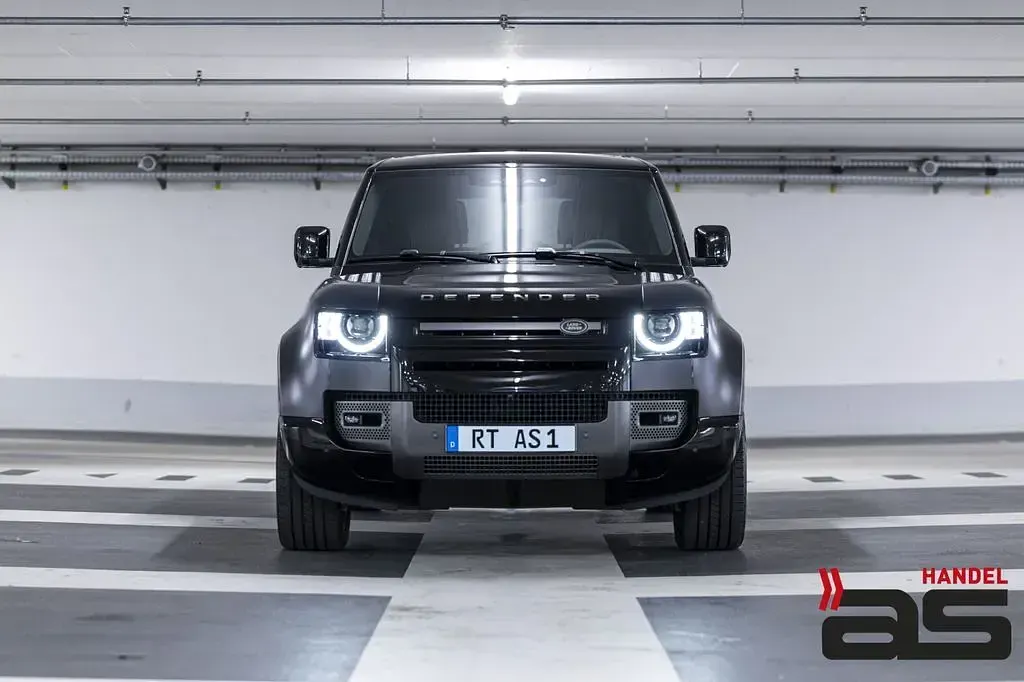 Gebraucht Land Rover Defender Carpathian Edition 525 PS (386 kW) 2022 Schwarz SUV