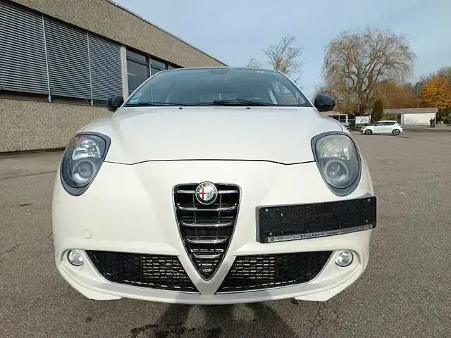 Gebraucht Alfa Romeo MiTo Turismo 105 PS (77 kW) 2014 Weiß Kleinwagen