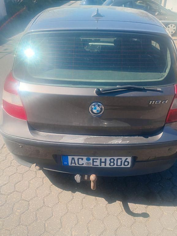 Gebraucht BMW 118 122 PS (89 kW) 2005 Kleinwagen