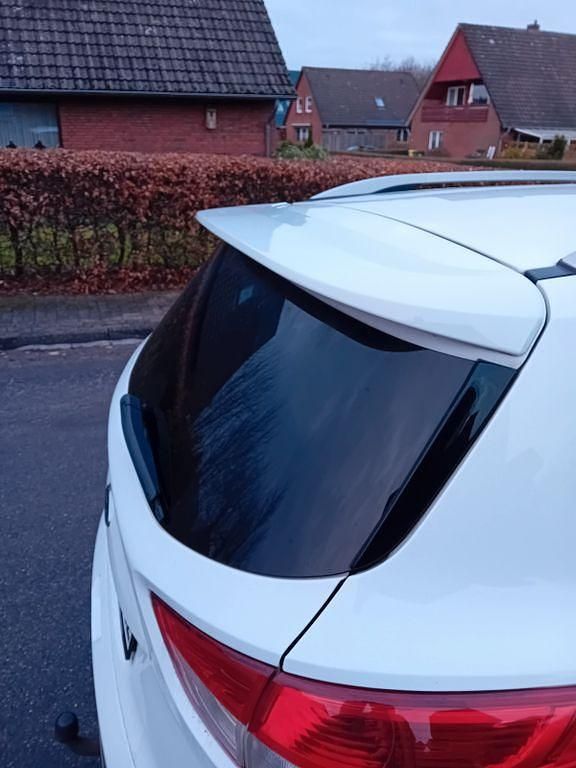 Gebraucht Ford Kuga Titanium 150 PS (110 kW) 2014 Weiß SUV