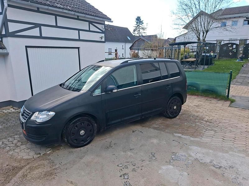 Gebraucht VW Touran 105 PS (77 kW) 2007 Schwarz Van / Kleinbus