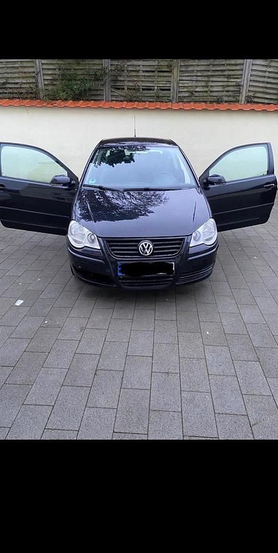 Gebraucht VW Polo 65 PS (47 kW) 2005 Schwarz Kleinwagen
