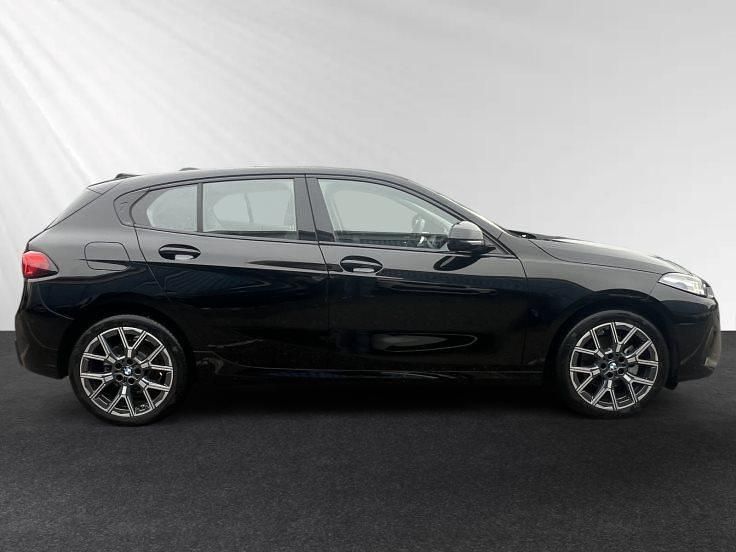 Gebraucht BMW 120 Sport Line 170 PS (125 kW) 2024 Schwarz uni Kleinwagen