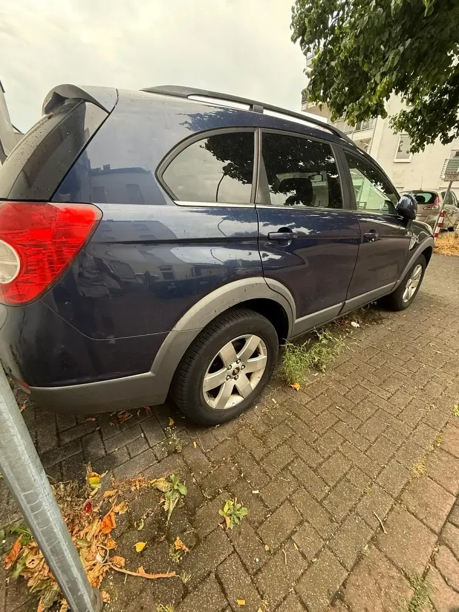 Gebraucht Chevrolet Captiva LS 140 PS (102 kW) 2010 Blau SUV