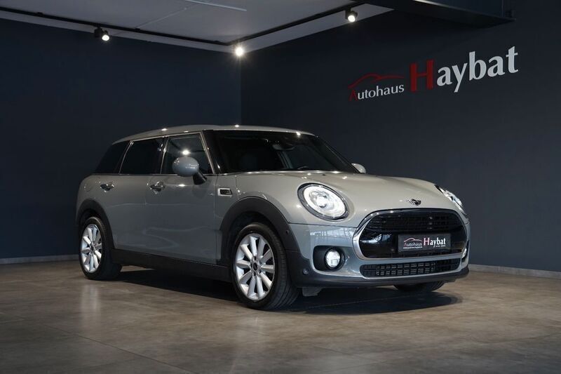 Grau Gebraucht 2018 Mini Cooper Clubman Chili Kombi | 18.950 € (Fairer Preis) - Bild 1/4