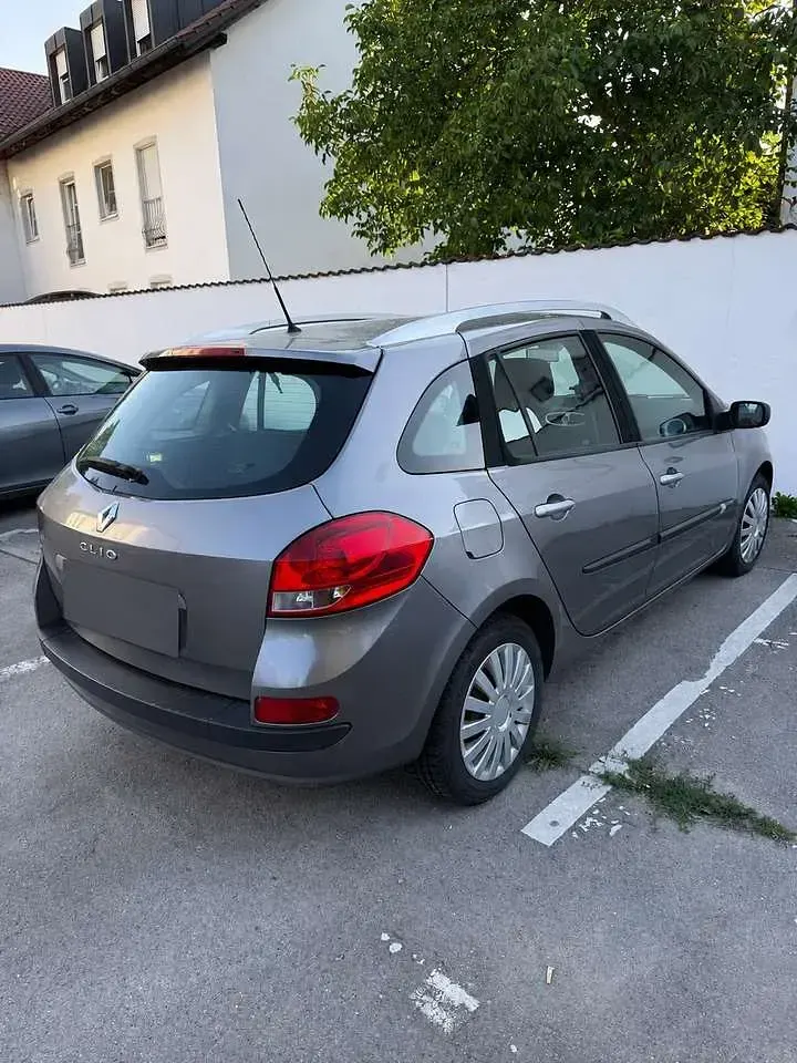 Gebraucht Renault Clio GrandTour 101 PS (74 kW) 2008 Kombi
