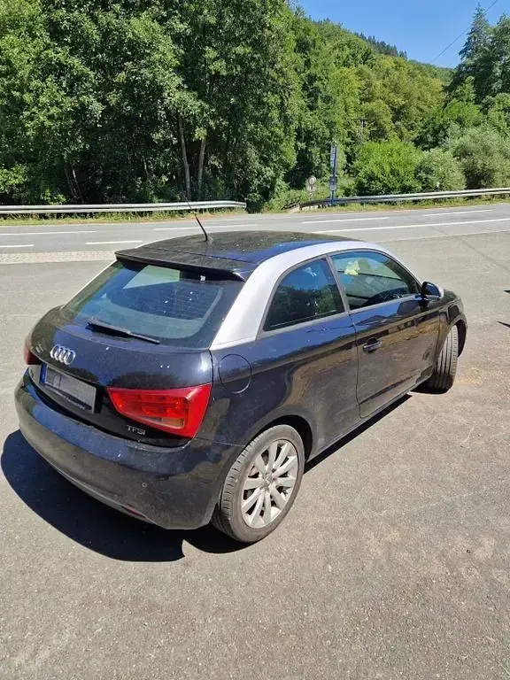 Gebraucht Audi A1 Ambition 86 PS (63 kW) 2012 Schwarz Kleinwagen