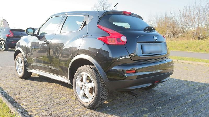 Gebraucht Nissan Juke Acenta 118 PS (86 kW) 2011 Schwarz SUV