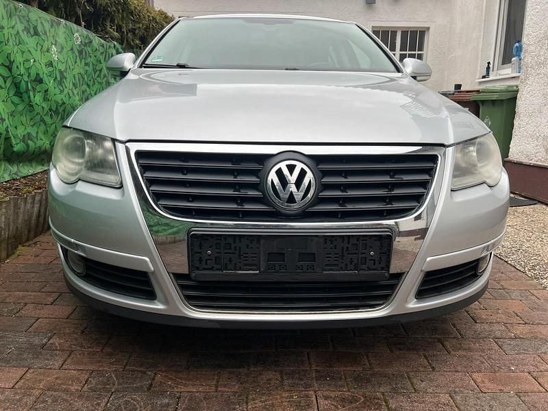 Gebraucht VW Passat 116 PS (85 kW) 2007 Silber Limousine