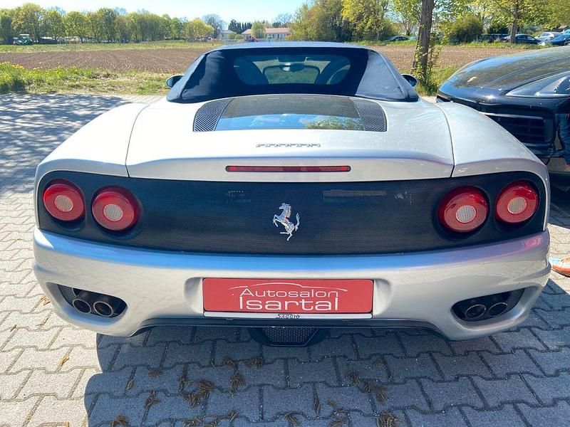 Second-hand Ferrari 360 400 CP (294 kW) 2003 Argintiu Cabrio