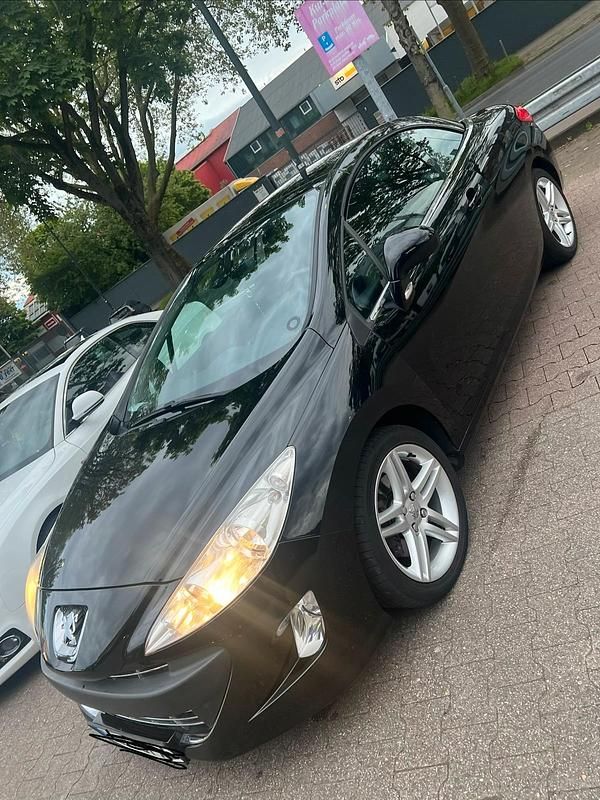 Gebraucht Peugeot 308 CC 156 PS (114 kW) 2010 Schwarz Cabrio