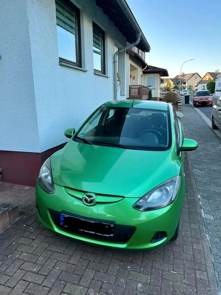Gebraucht Mazda 2 86 PS (63 kW) 2008 Grün Kleinwagen