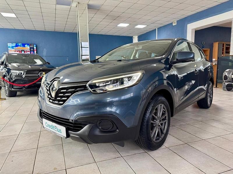 Grau Gebraucht 2019 Renault Kadjar Life SUV | 12.000 € (Etwas zu teuer) - Bild 1/4