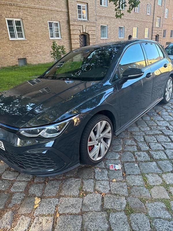 Grau Gebraucht 2021 VW Golf VIII Limousine | 20.000 € (Guter Preis) - Bild 1/4