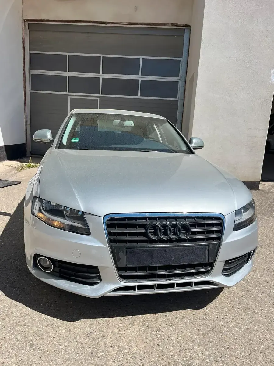 Używany Audi A4 160 KM (117 kW) 2008 Srebrny Sedan/Limuzyna