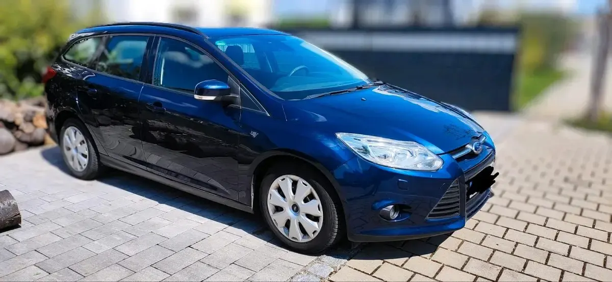 Usata Ford Focus 115 CV (84 kW) 2013 Blu Station wagon