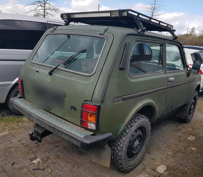 Gebraucht Lada niva 82 PS (60 kW) 2009 SUV
