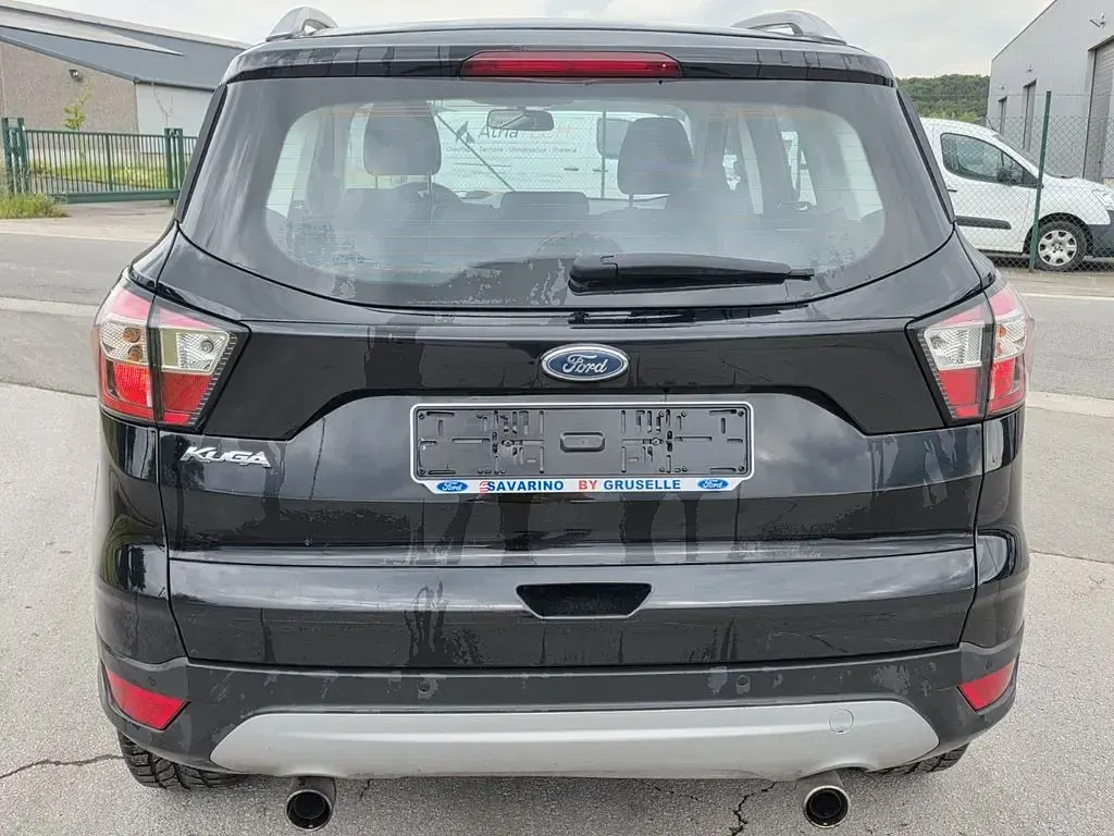 Gebraucht Ford Kuga 120 PS (88 kW) 2019 Schwarz SUV