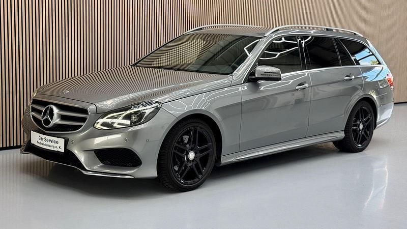 Silber Gebraucht 2014 Mercedes E300 AMG line Kombi | 13.800 € (Fairer Preis) - Bild 1/4