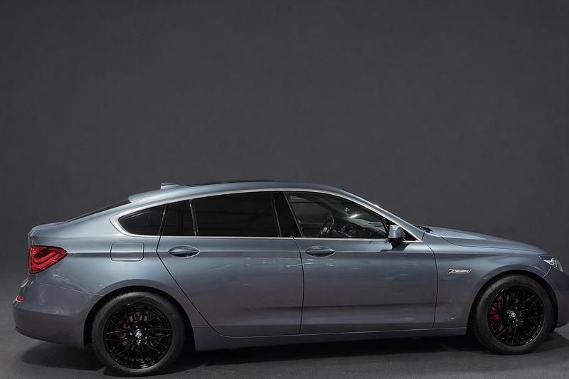 Gebraucht BMW 530 300 PS (220 kW) 2010 Blau Limousine