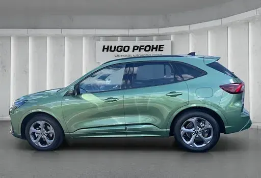 Gebraucht Ford Kuga ST-Line 186 PS (136 kW) 2025 Grün SUV