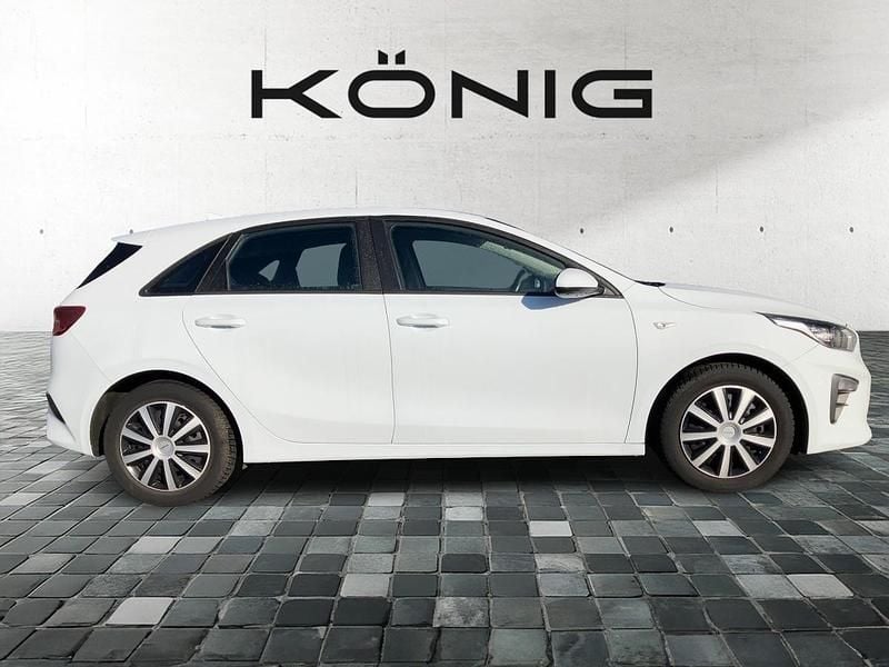 Gebraucht Kia Ceed 101 PS (74 kW) 2021 Weiß Kleinwagen