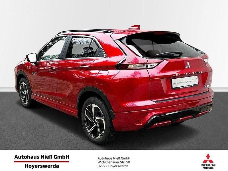 Neu Mitsubishi Eclipse Cross Plus 188 PS (138 kW) 2025 Rot SUV