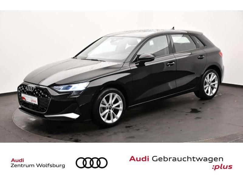 Mythosschwarz metallic Gebraucht 2025 Audi A3 Advanced Limousine | 29.980 € (Guter Preis) - Bild 1/3