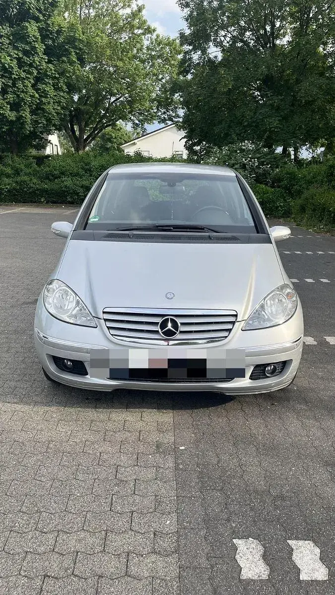 Gebraucht Mercedes A180 Elegance 109 PS (80 kW) 2006 Silber Kleinwagen