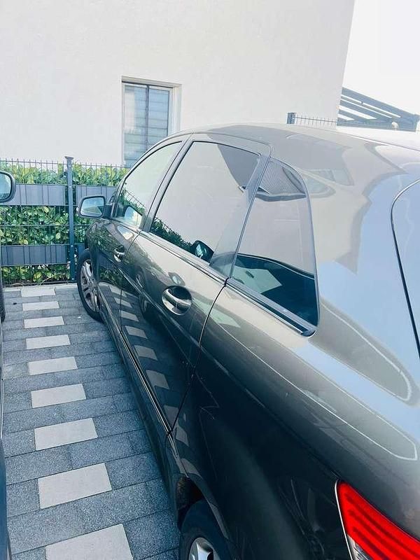 Gebraucht Mercedes B200 Edition 140 PS (102 kW) 2008 Braun Van / Kleinbus