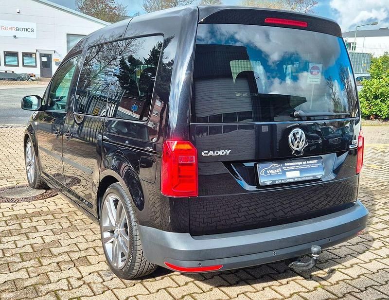 Gebraucht VW Caddy Trendline 102 PS (75 kW) 2016 Schwarz Van / Kleinbus