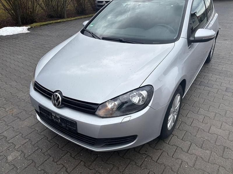 Gebraucht VW Golf VI Trendline 80 PS (58 kW) 2009 Silber Kleinwagen