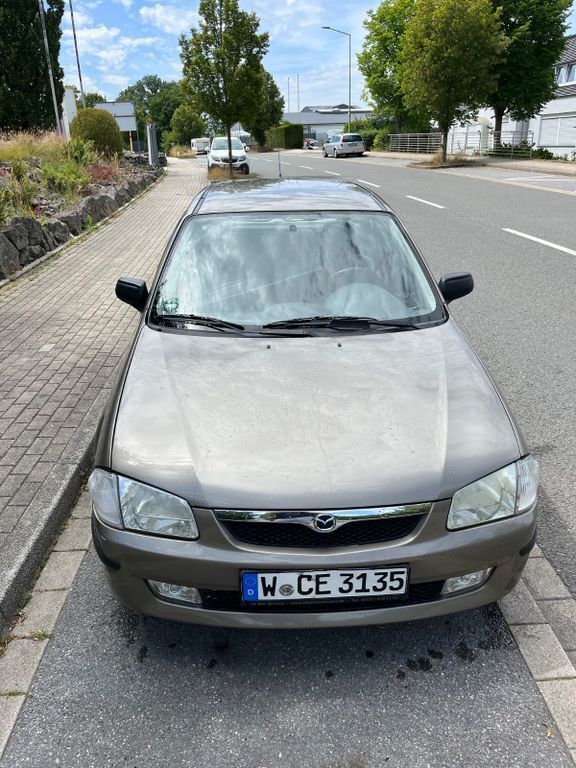 Gold Gebraucht 1999 Mazda 323F Exclusive Limousine | 2.500 € (Teuer) - Bild 1/4