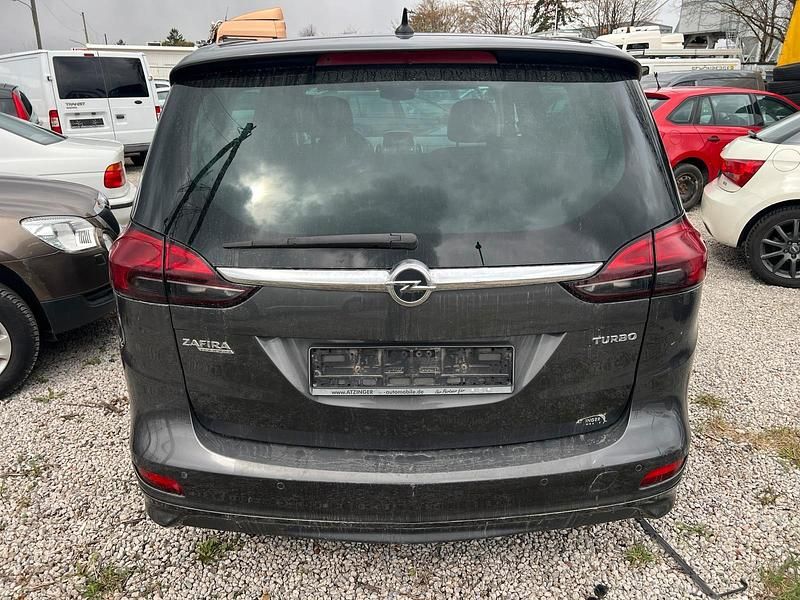 Gebraucht Opel Zafira 140 PS (102 kW) 2012 Grau Van / Kleinbus